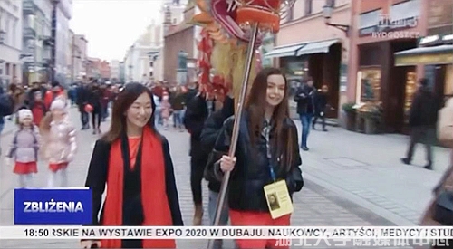 http://www.hubu.edu.cn/__local/B/76/46/106670DA38F9A2FA75FB492E23B_668B4882_1F346.png